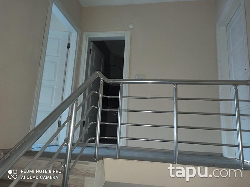 Kütahya Tavşanlı Durak Mahallesi'nde İskanlı 5+1 Daire