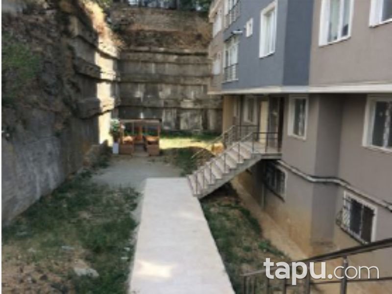 İstanbul Ümraniye Armağan Evler Mahallesi'nde 61m2 Daire
