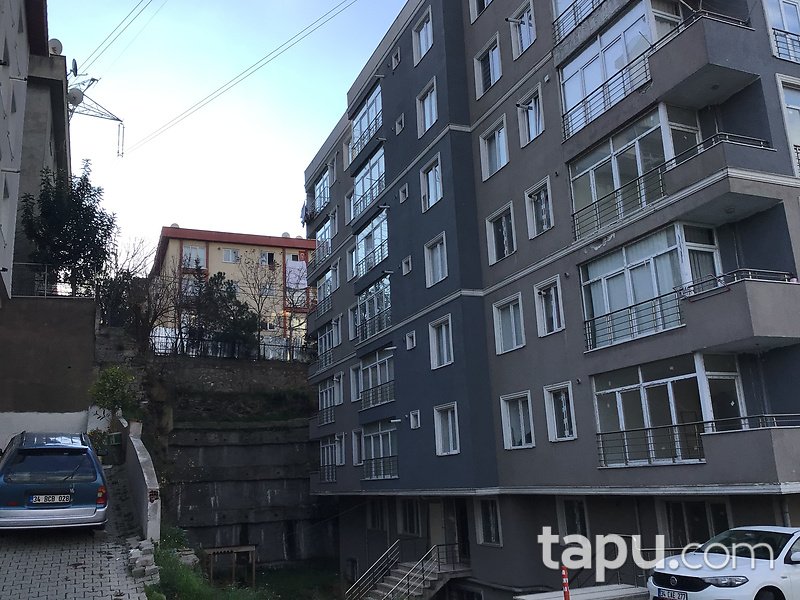 İstanbul Ümraniye Armağan Evler Mahallesi'nde 61m2 Daire