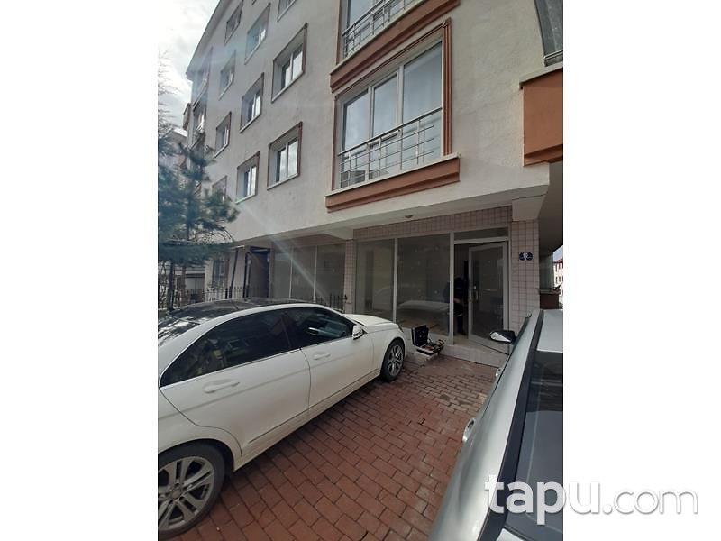 Ankara Mamak Yeşilbayır Mahallesi'nde İskanlı 57m2 Depolu Dükkan
