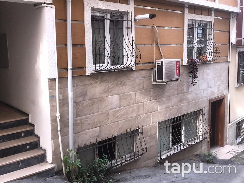 İstanbul Eyüpsultan Düğmeciler Mahallesi'nde İskanlı 200 m2 Dükkan