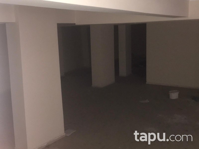 İstanbul Eyüpsultan Düğmeciler Mahallesi'nde İskanlı 200 m2 Dükkan