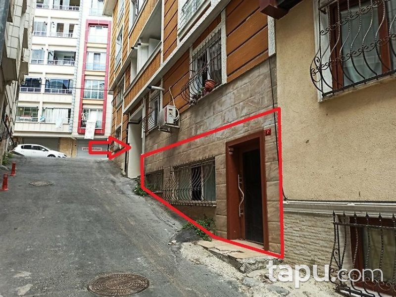 İstanbul Eyüpsultan Düğmeciler Mahallesi'nde İskanlı 200 m2 Dükkan