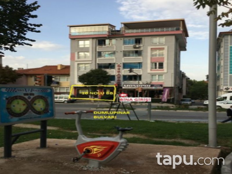 Kütahya Merkez Yenidoğan Mahallesi'nde 220 m2 İskanlı Dubleks Dükkan