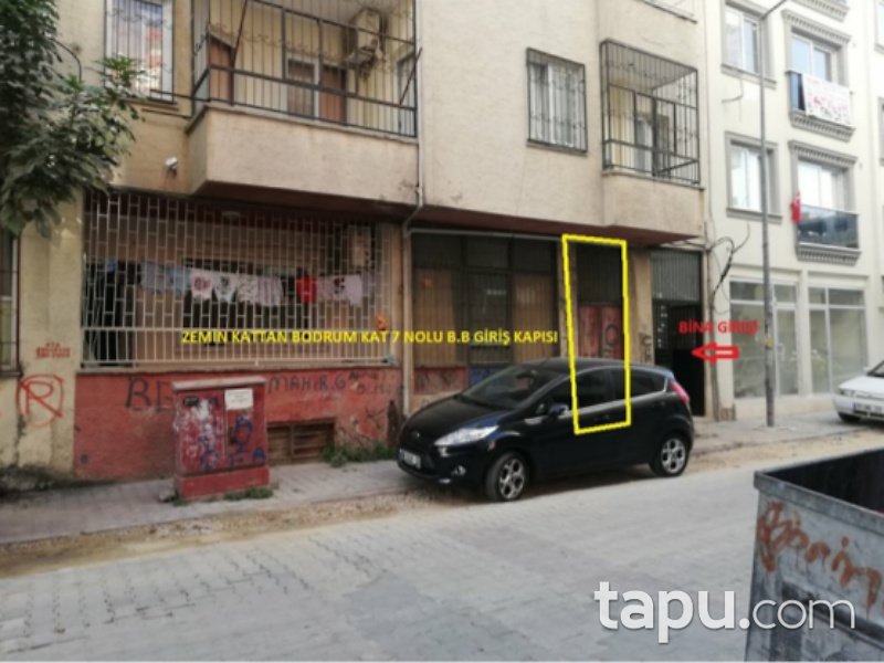 Mersin Akdeniz Hamidiye Mahallesi'nde 141 m2 Depo