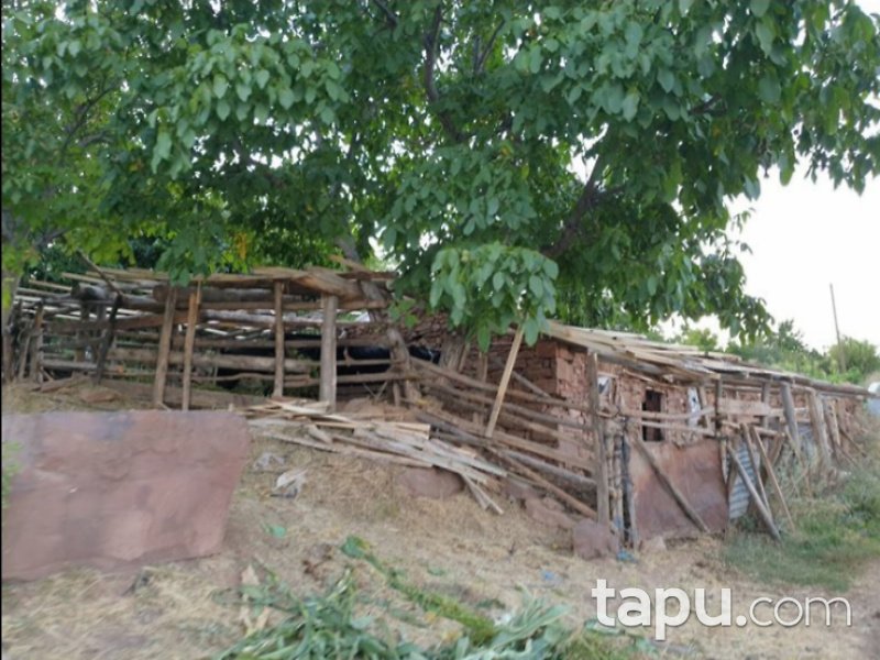 Niğde Ulukışla Zafer Mahallesi'nde 606 m2 İmarlı Arsa