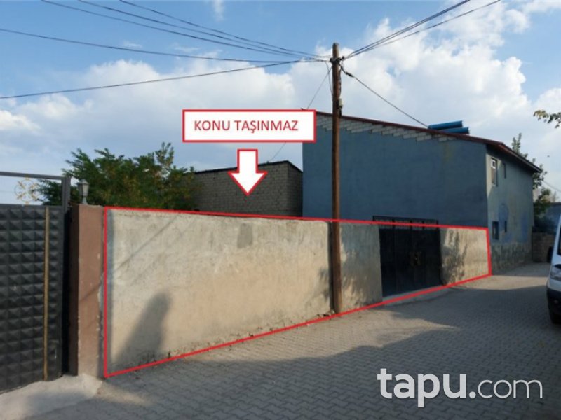 Ağrı Merkez Hürriyet Mahallesi'nde 885 m2 Konut İmarlı Arsa