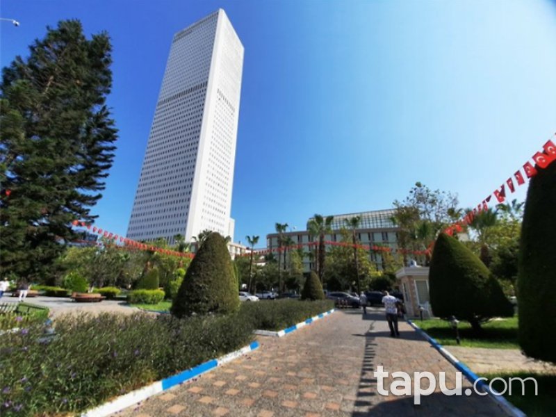 Mersin Akdeniz Mahmudiye Mahallesi'nde 25 m2 Dükkan