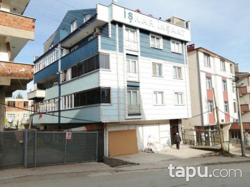 Kocaeli Gebze Namık Kemal Caddesi'nde İskanlı 346 m2 Depolu Dükkan