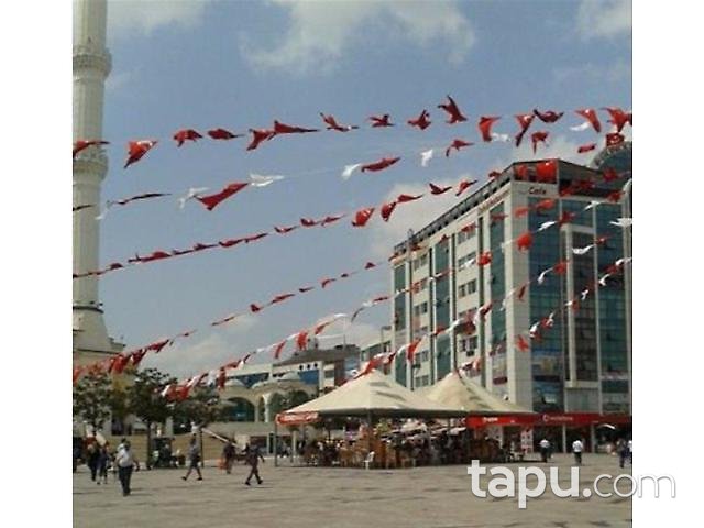 İstanbul Esenyurt Sultaniye Mahallesi'nde AVM'de Dükkan 122 m2