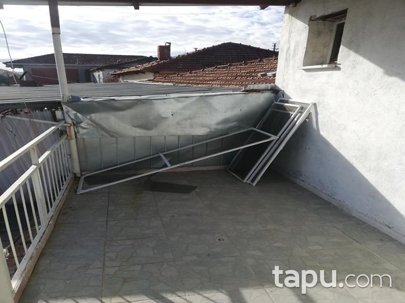 Manisa Namık Kemal Mahallesi'nde 2+1 Daire