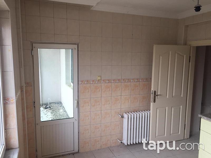 Kırklareli Merkez Cumhuriyet Mahallesi'nde 3+1 105 m2 İskanlı Daire