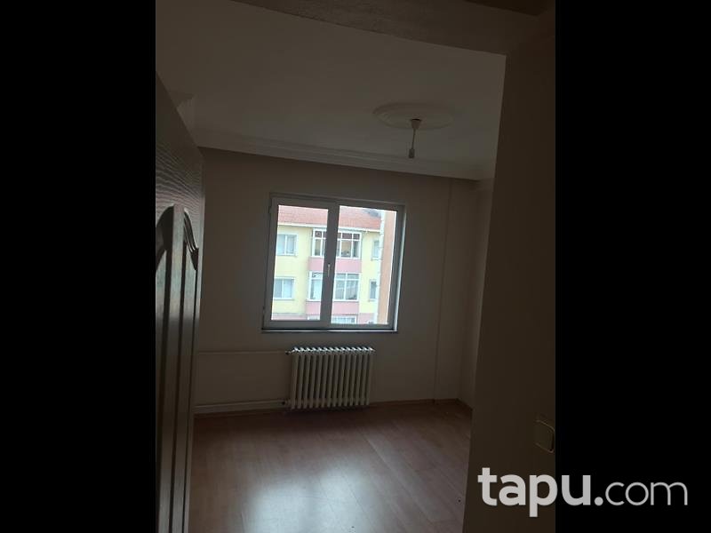 Kırklareli Merkez Cumhuriyet Mahallesi'nde 3+1 105 m2 İskanlı Daire