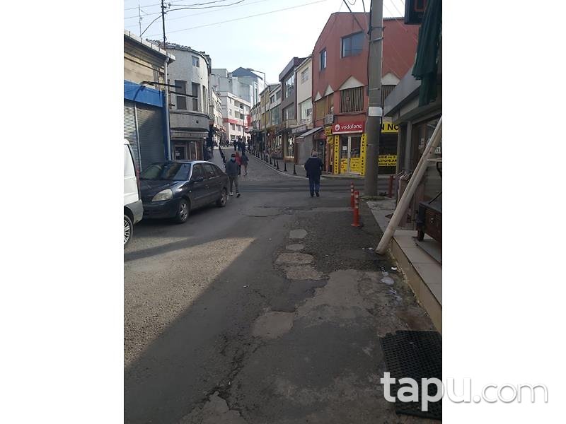 Tekirdağ Çorlu Cemaliye Mahallesi'nde 215 m2 İskanlı Dükkan