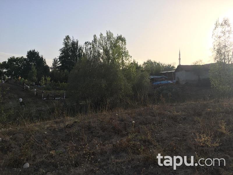 Bilecik Yenipazar Belkese Mahallesi'nde 3473 m2 Tarla