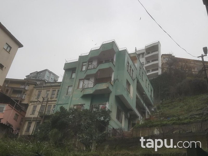 Zonguldak Meşrutiyet Mahallesi'nde 203m2 Deniz Manzaralı Teraslı Daire