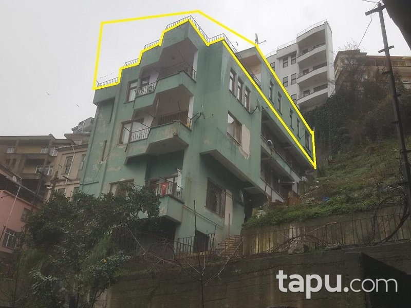 Zonguldak Meşrutiyet Mahallesi'nde 203m2 Deniz Manzaralı Teraslı Daire