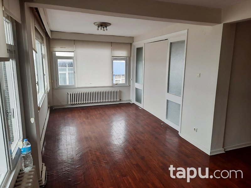 İstanbul Kadıköy Osmanağa Mahallesi'nde İskanlı 90 m2 Daire