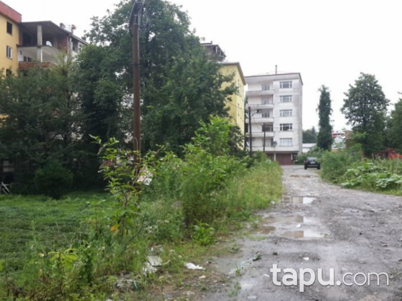 Rize Ardeşen Fırtına Mahallesi'nde Natamam 560 m2 Dükkan