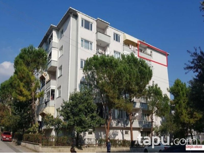 Kocaeli Derince Yavuz Sultan Mahallesi'nde 3+1 104 m2 İskanlı Daire