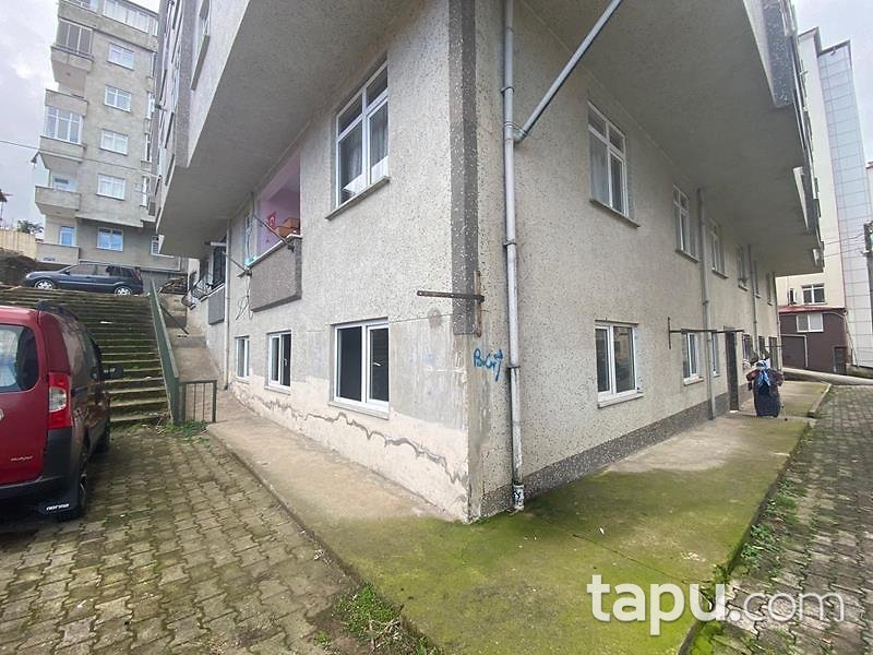 Trabzon Of Cumhuriyet Mahallesi'nde 3+1 73 m2 Daire