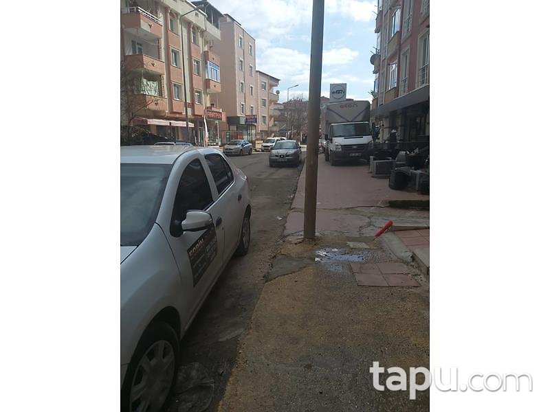 Cumhuriyet Mahallesi Fatih Sultan Mehmet Caddesi 'nde İskanlı 334 m2 Depolu Dükkan