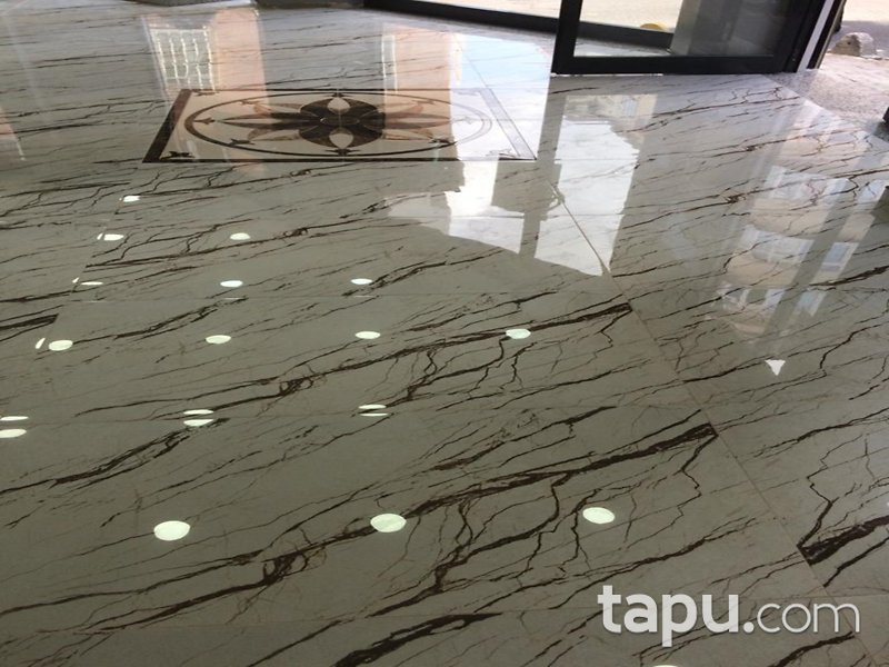 Fatih Yavuz Sultan Selim Mahallesi'nde Kiracılı 82 m2 Dükkan