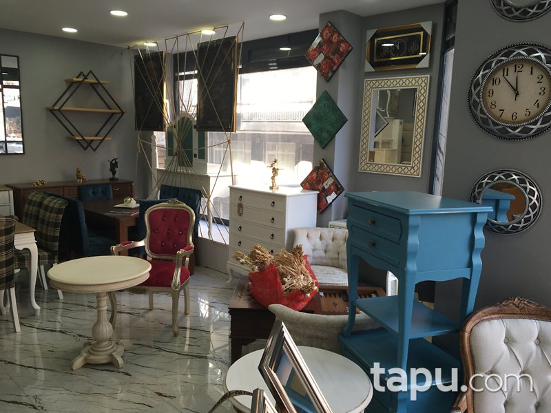 Fatih Yavuz Sultan Selim Mahallesi'nde Kiracılı 82 m2 Dükkan