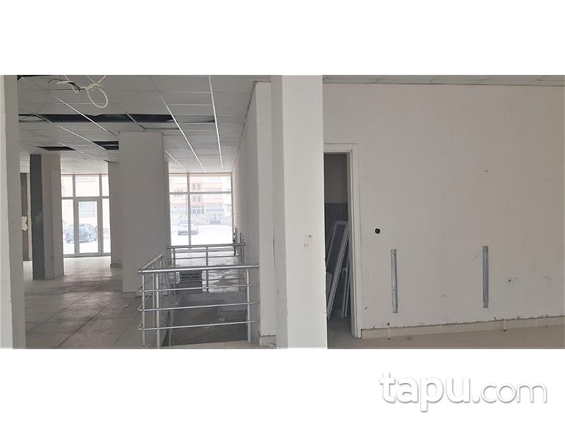 Konya Karatay Erenler Mahallesi'nde 230 m2 Depolu Dükkan (403)