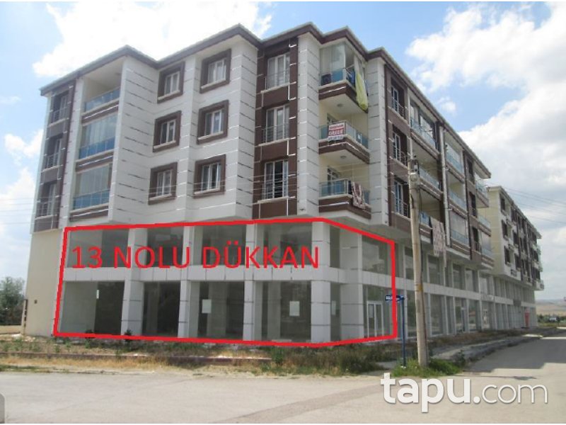 Ankara Çubuk Esenboğa Mahallesinde 374 m2 Asma Katlı Dükkan
