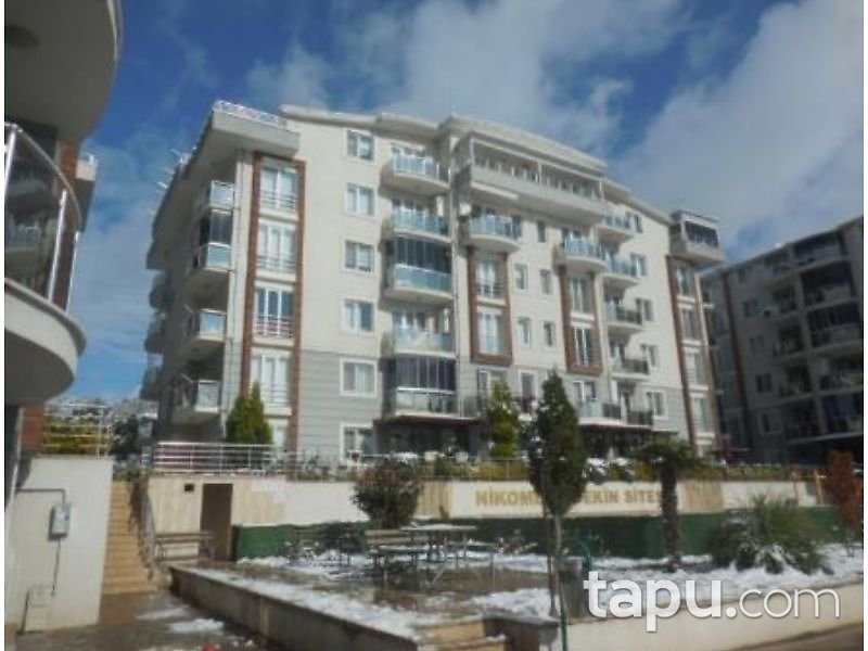 Derince Yenikent Mahallesi Ekin Sitesinde 3+1 125 m2 Daire
