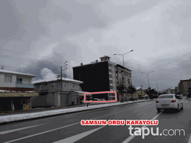 Samsun Terme Cumhuriyet Mahallesi'nde Cadde Cepheli 139 m2 Asma Katlı Dükkan