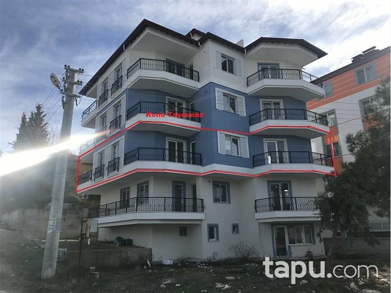 Burdur Merkez Emek Mahallesi'nde 3+1 150 m2 Daire