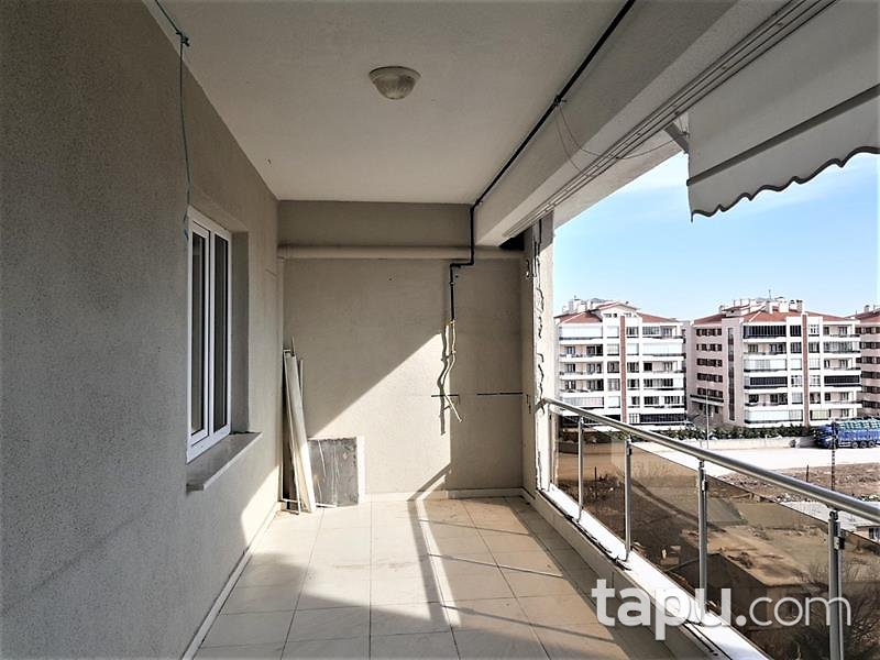 Konya Karatay Ulubatlı Hasan Mahallesi'nde 3+1 183 m2 İskanlı Daire