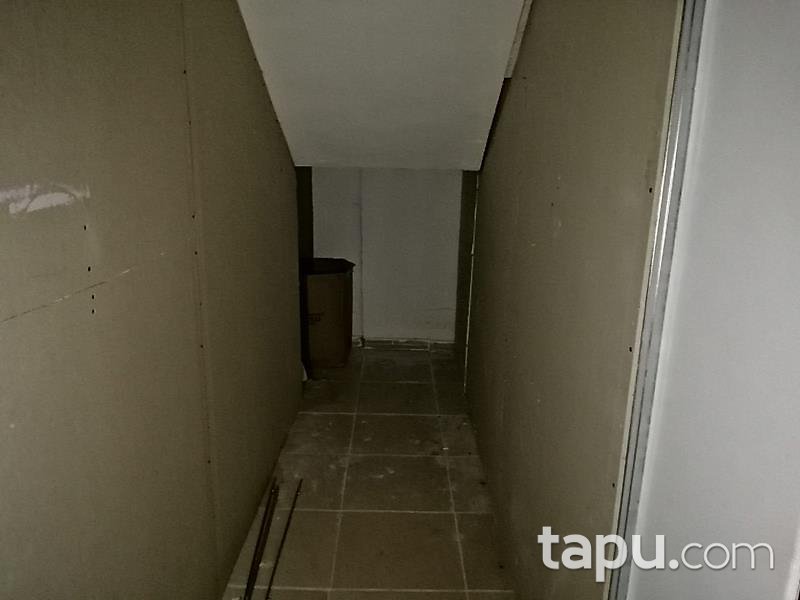 Ankara Altındağ Feridun Çelik Mahallesi'nde 176 m2 Depolu Dükkan