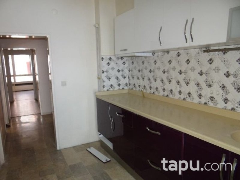 Ankara Çankaya Güzeltepe Mahallesi'nde 3+1 Daire