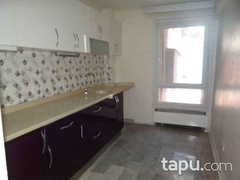 Ankara Çankaya Güzeltepe Mahallesi'nde 3+1 Daire