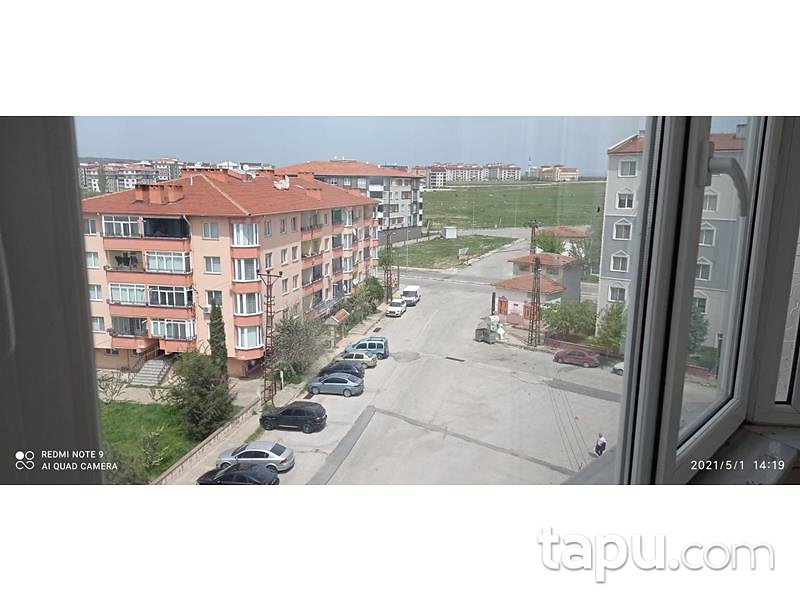 Kırklareli Merkez Cumhuriyet Mahallesi'nde 3+1 105 m2 İskanlı Daire