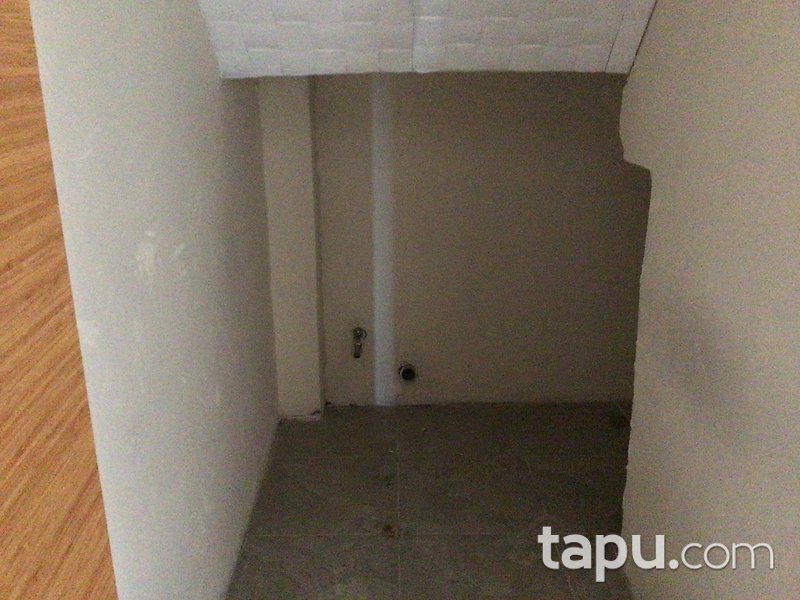 İstanbul Esenyurt Akçaburgaz Mahallesi'nde 3+1 156 m2 Teraslı Daire