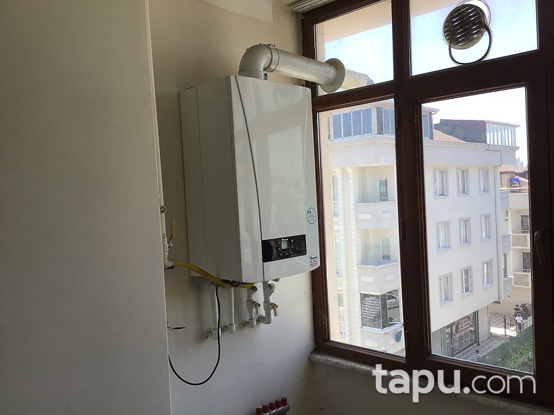 İstanbul Esenyurt Akçaburgaz Mahallesi'nde 3+1 156 m2 Teraslı Daire