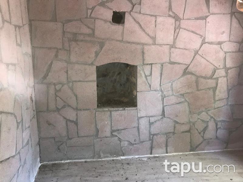 Çanakkale Ayvacık Kozlu Köyü'nde Bahçeli Taş Ev