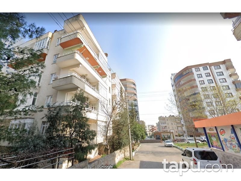 Şanlıurfa Merkez Haliliye Ulubatlı Mahallesi'nde 3+1 111 m2 Daire