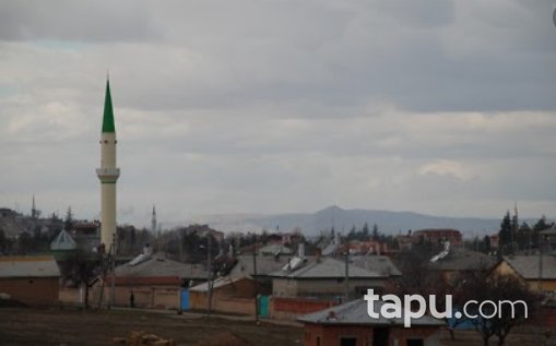 Konya Kadınhanı Güngören Mahallesi'nde 66 m2 Kerpiç Ev