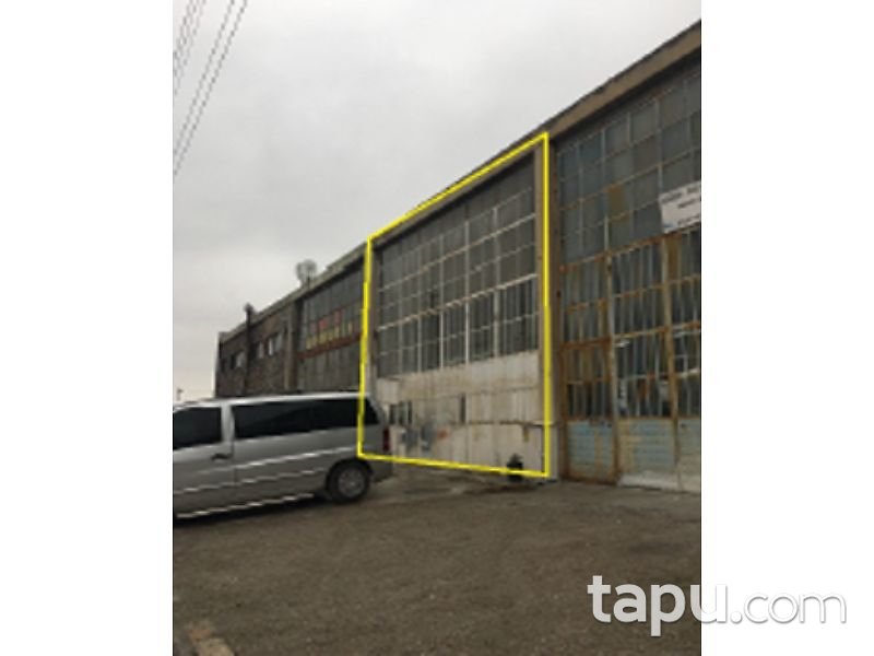 Kütahya Merkez Fuatpaşa Mahallesi'nde 120 m2 Asma Katlı Dükkan