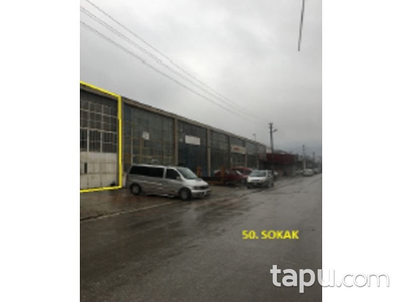 Kütahya Merkez Fuatpaşa Mahallesi'nde 120 m2 Asma Katlı Dükkan