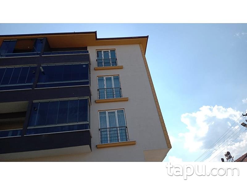 Düzce Cumayeri Çevrik Mahallesi'nde 3+1 132 m2 Daire