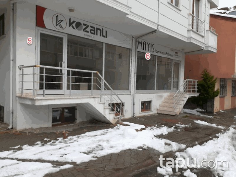 İstanbul Sancaktepe Atatürk Mahallesi'nde 63 m2 Depolu Dükkan