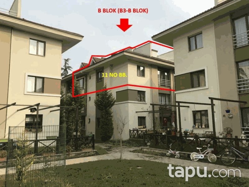 Düzce Merkez Metek Mahallesi'nde 4+1 173 m2 İskanlı Daire