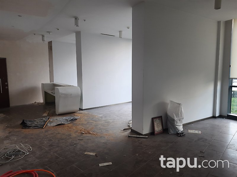 İstanbul Ataşehir Dumankaya İkon 'da 6+1 Ofis