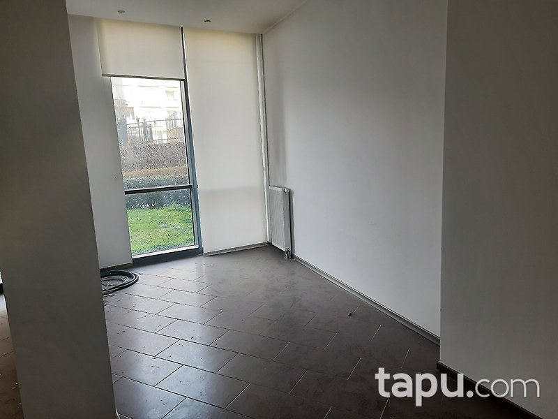 İstanbul Ataşehir Dumankaya İkon 'da 6+1 Ofis